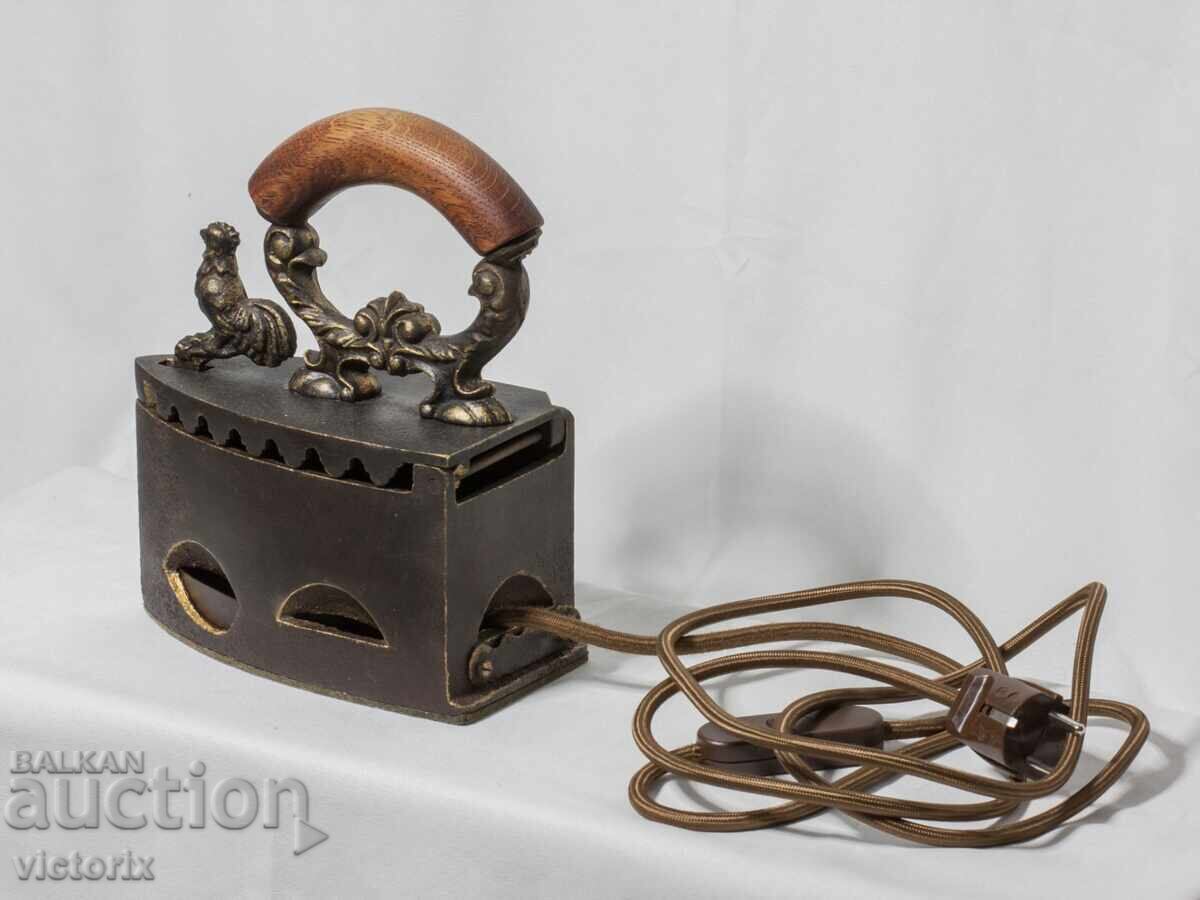 Antique iron - lamp