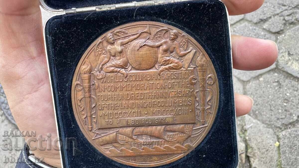 Delivery of Old Christopher Columbus plaque BZC