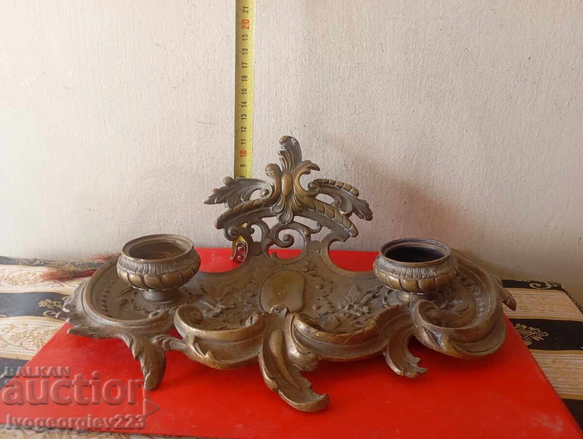Călimară din bronz în stil rococo cu preț € 121.00 | 236.66 BGN