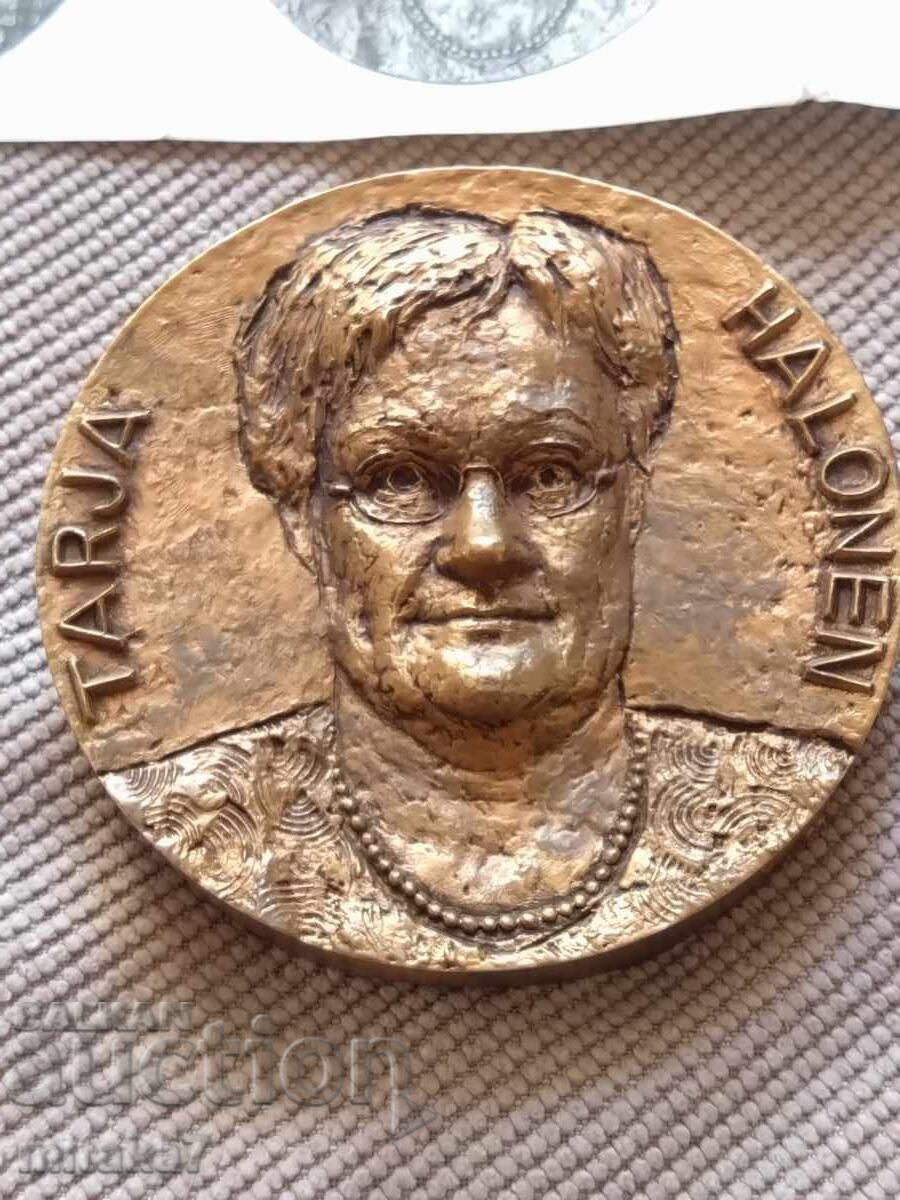 Medalie Tarja Halonen, Președinți, Finlanda cu preț € 16.80 | 32.86 BGN