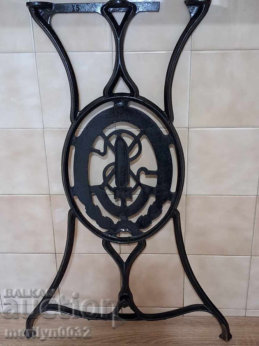 Picioare masă mașină de cusut Singer grilaj decorativ stemă - 5