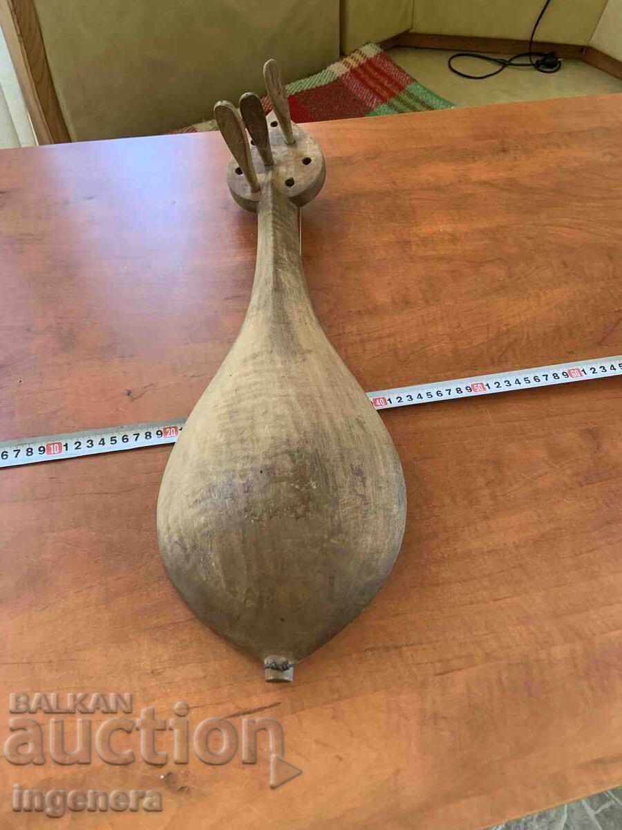 Licitație VIOARĂ VECHE DIN LEMN INSTRUMENT MUZICAL Licitație VIOARĂ VECHE DIN LEMN INSTRUMENT MUZICAL