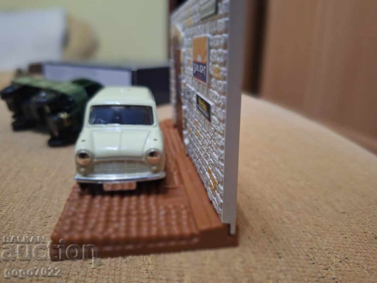 LLEDO MODELL  ENGLAND  1/49 - 7