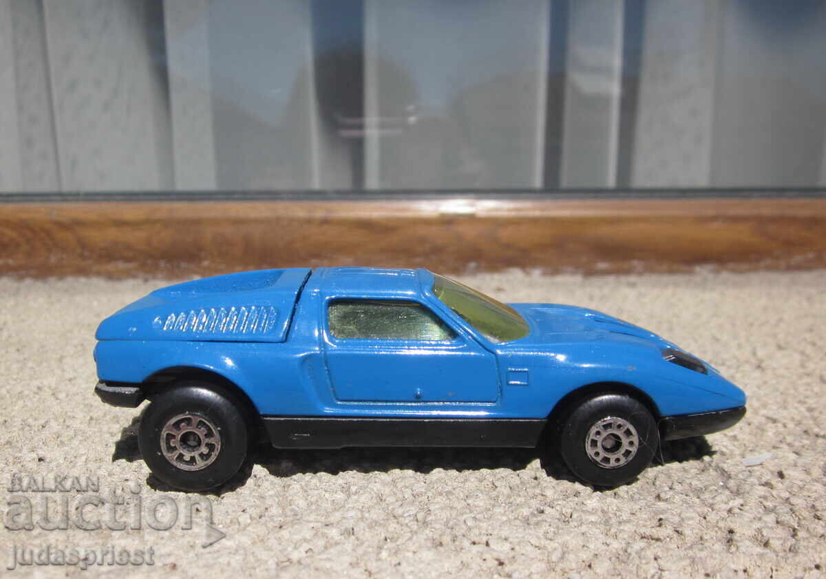 Delivery of Bulgarian pram mercedes mercedes C III matchbox BULGARIA