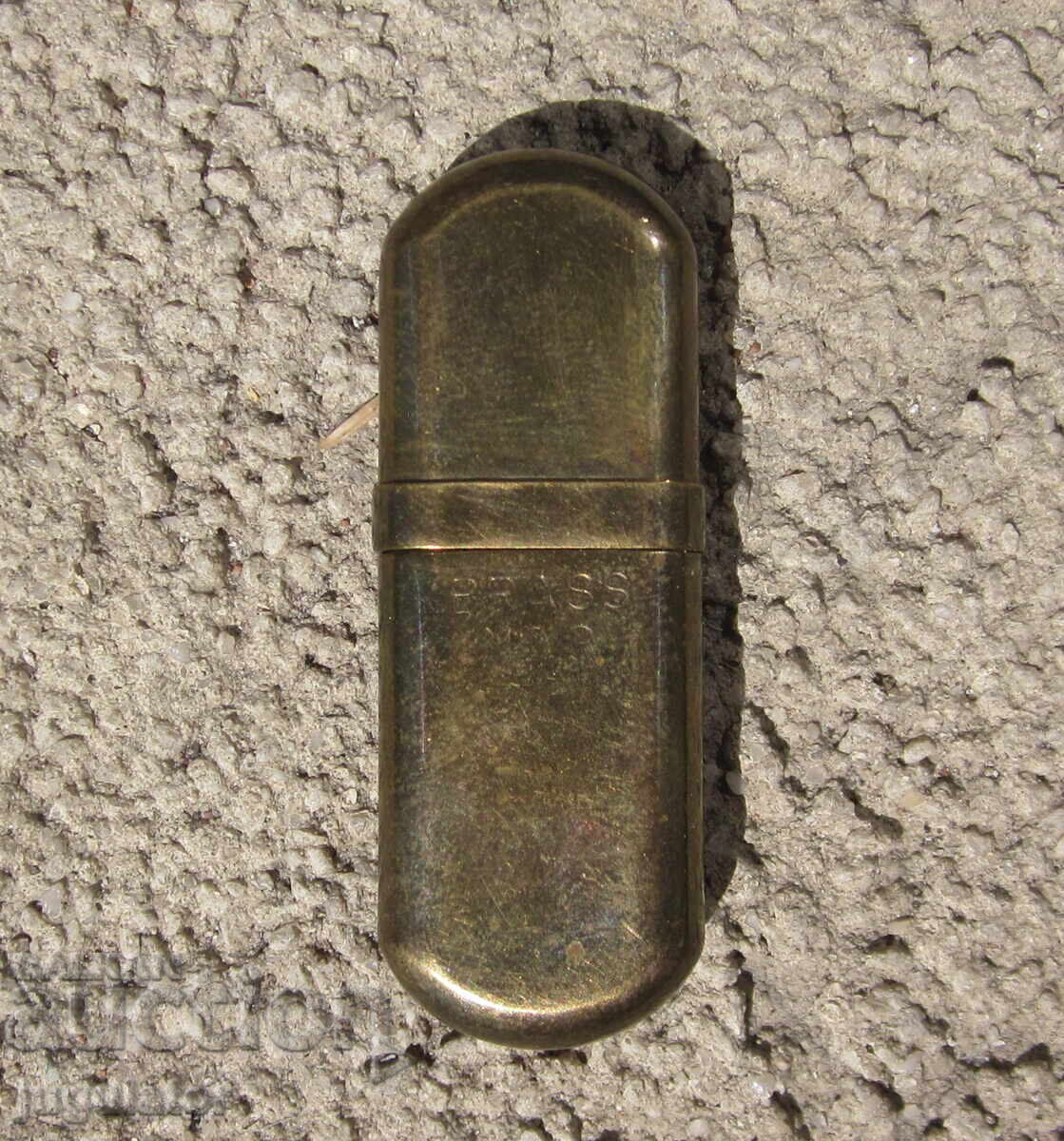 brichetă veche pe benzină, funcțională, din bronz, BRASS No 3