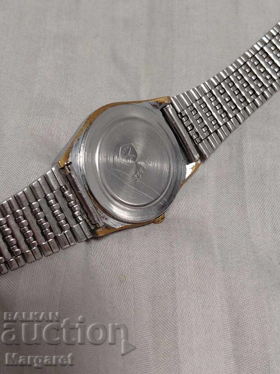 Auction  Luch quartz watch