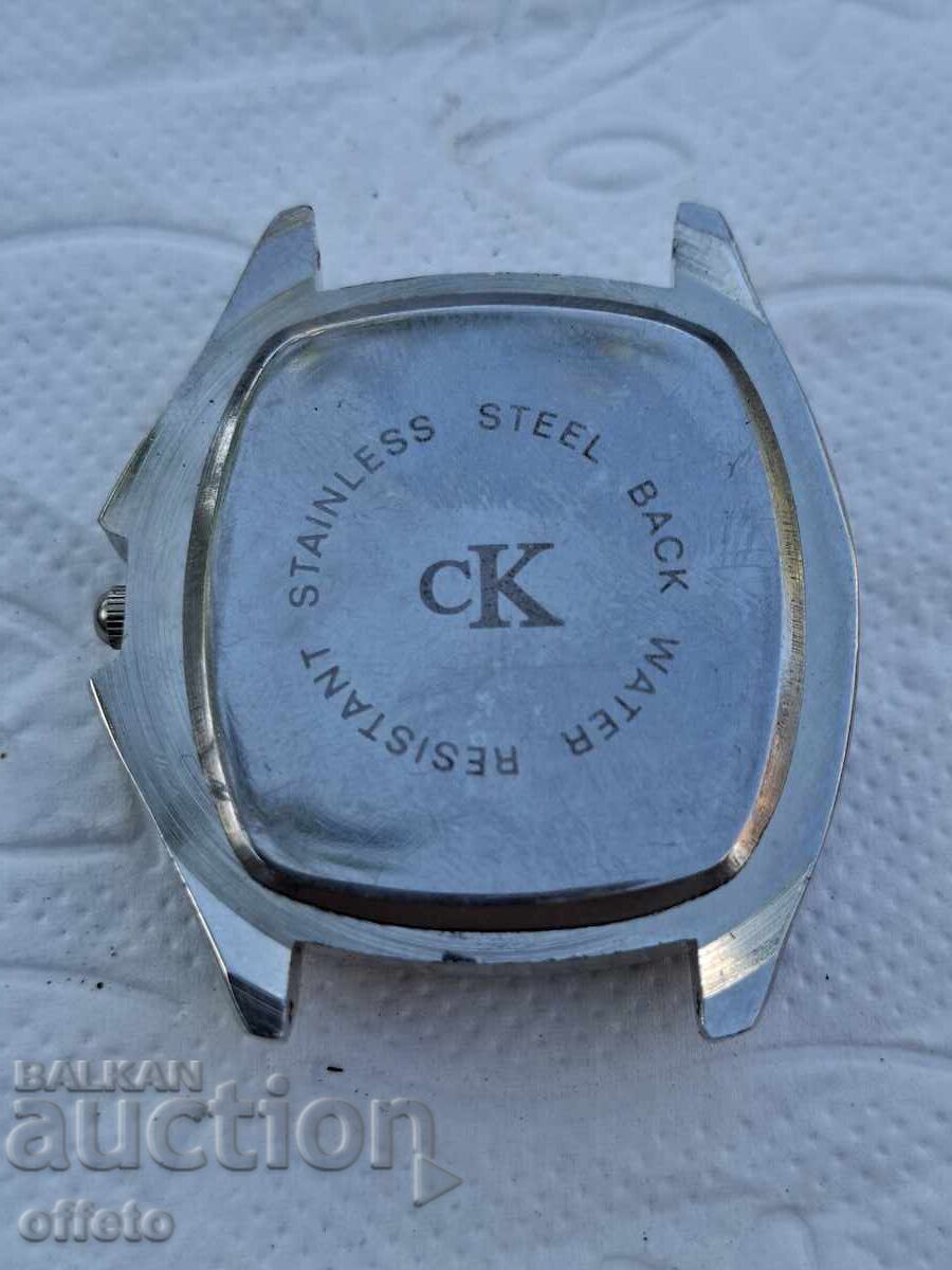 Auction CLOCK IS RUNNING Auction CLOCK IS RUNNING