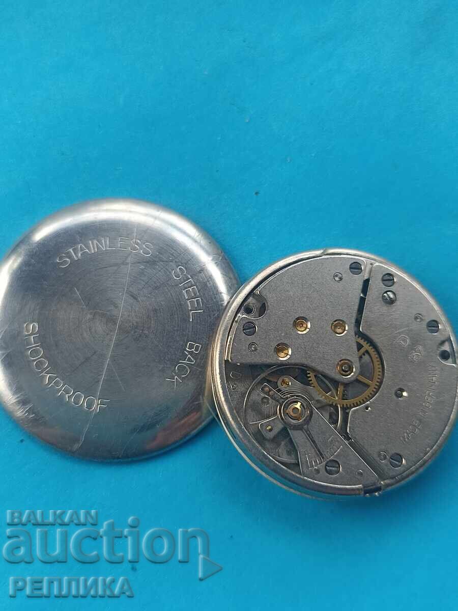 Mecanismul ceasului cu preț € 5.00 | 9.78 BGN