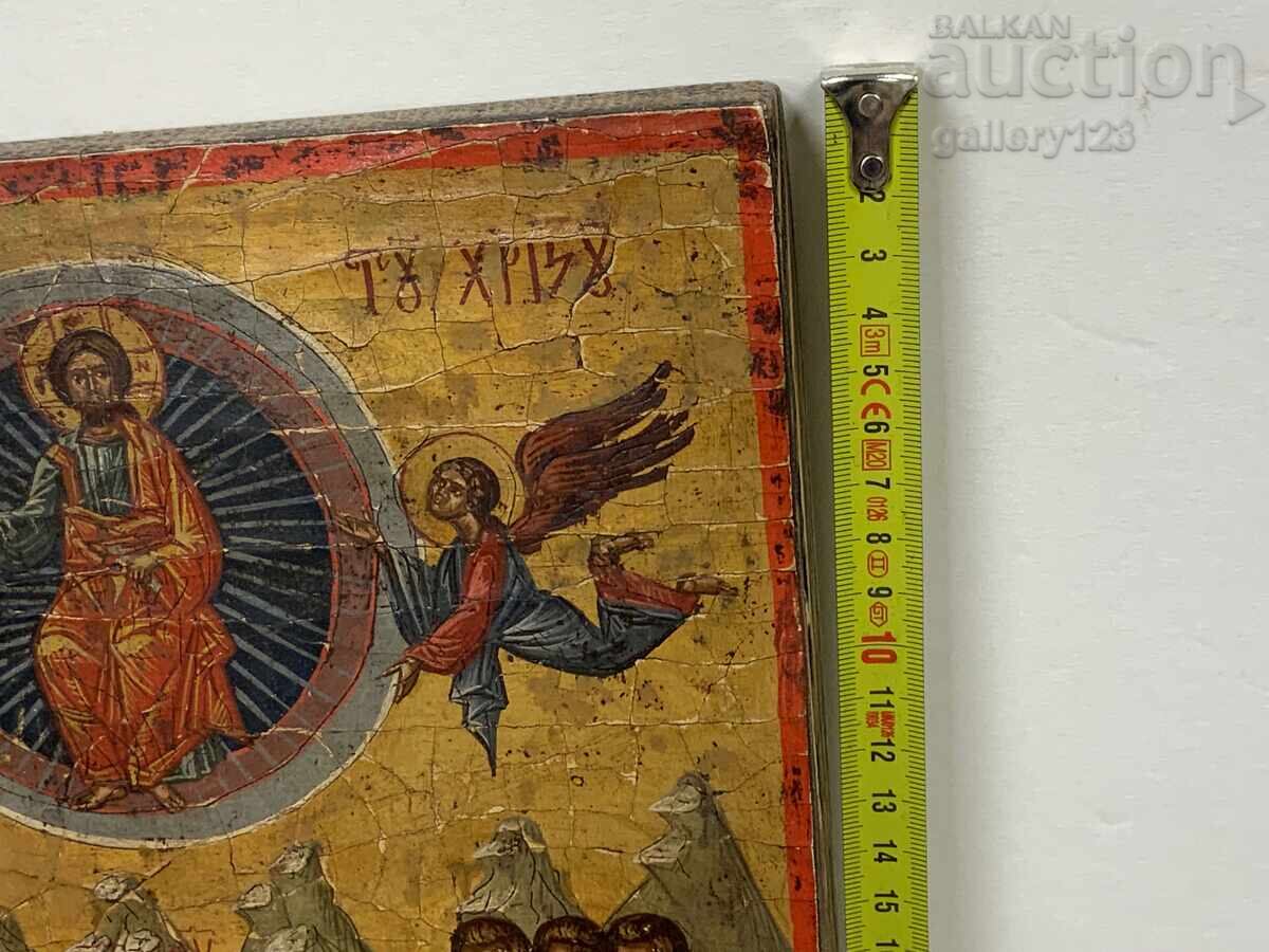 Delivery of Old painted icon