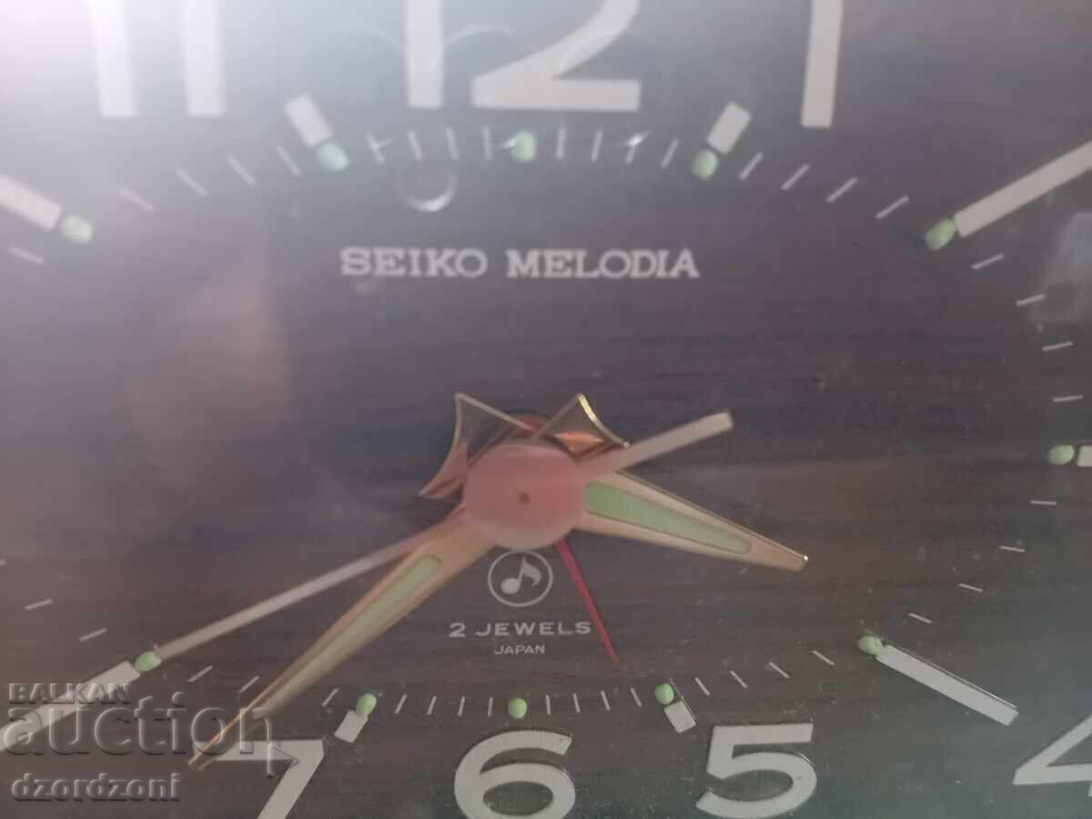 Аукцион Настолен Seiko с латерна Аукцион Настолен Seiko с латерна