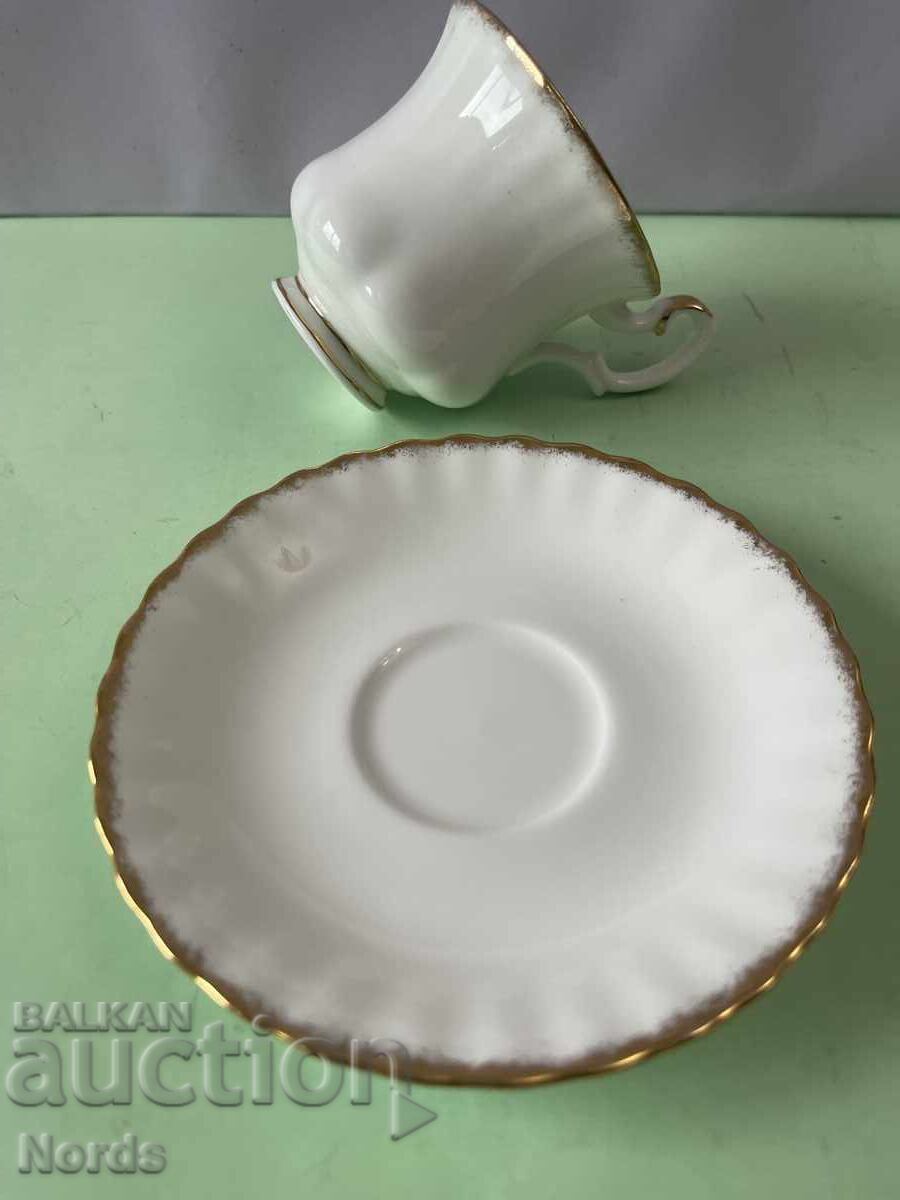 Set de porțelan englezesc RICHMOND cu preț € 4.51 | 8.82 BGN