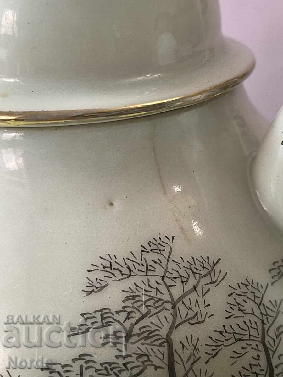 Delivery of Japanese porcelain set