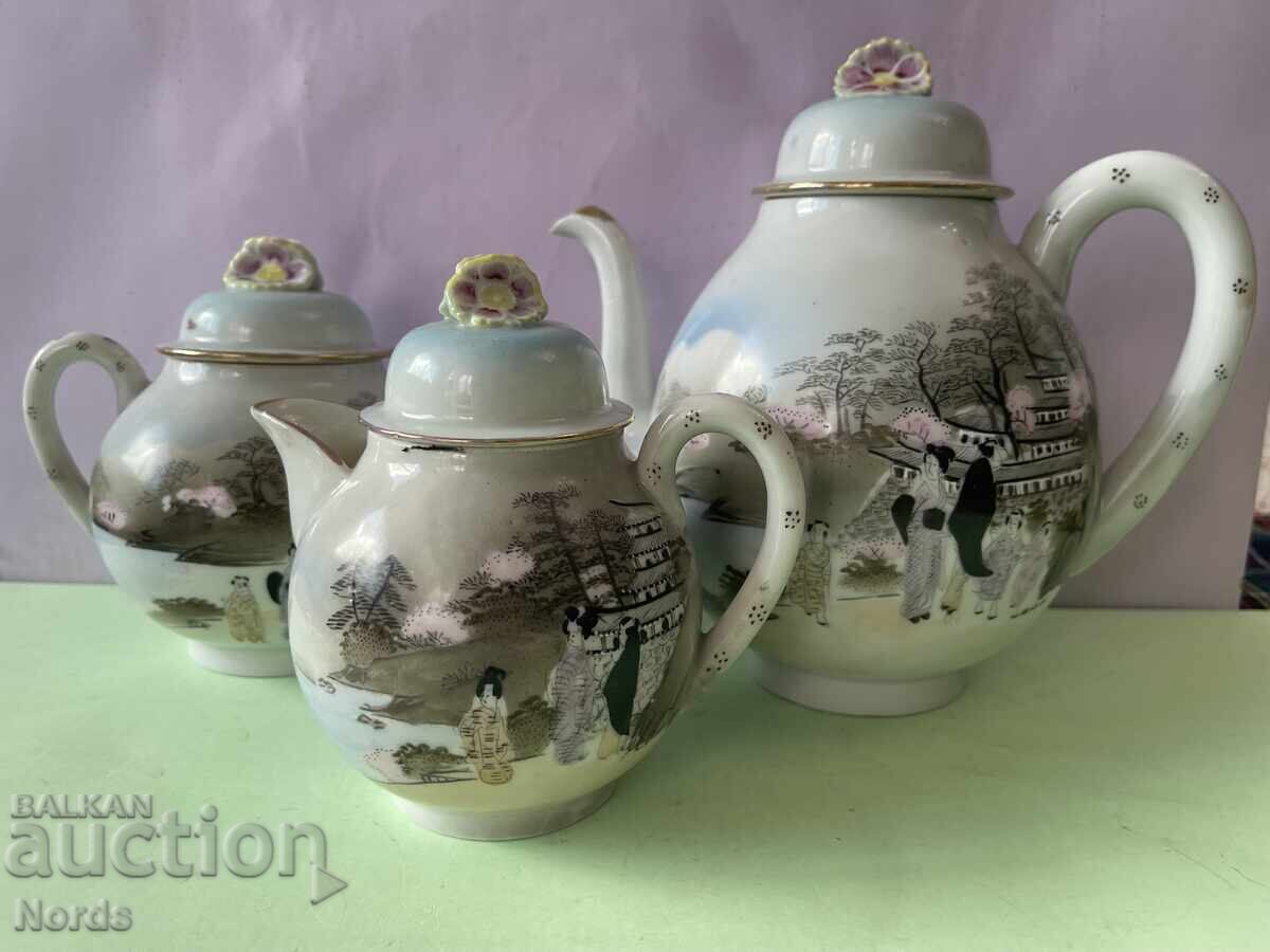 Japanese porcelain set