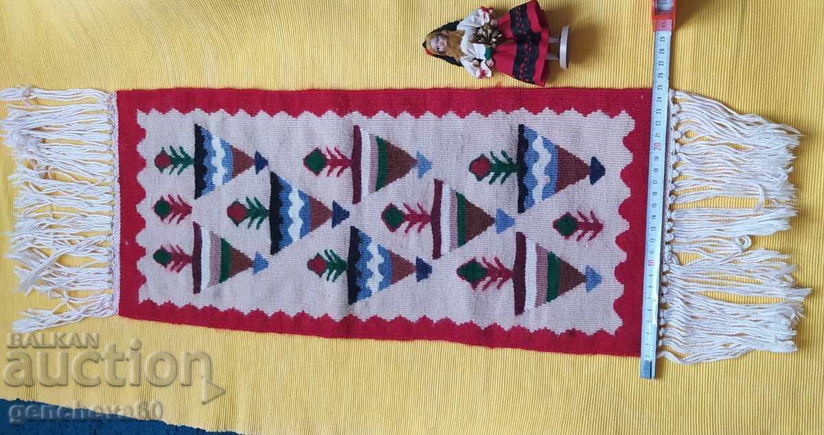 Panou și covoraș țesute manual în stil Chiprovtsi