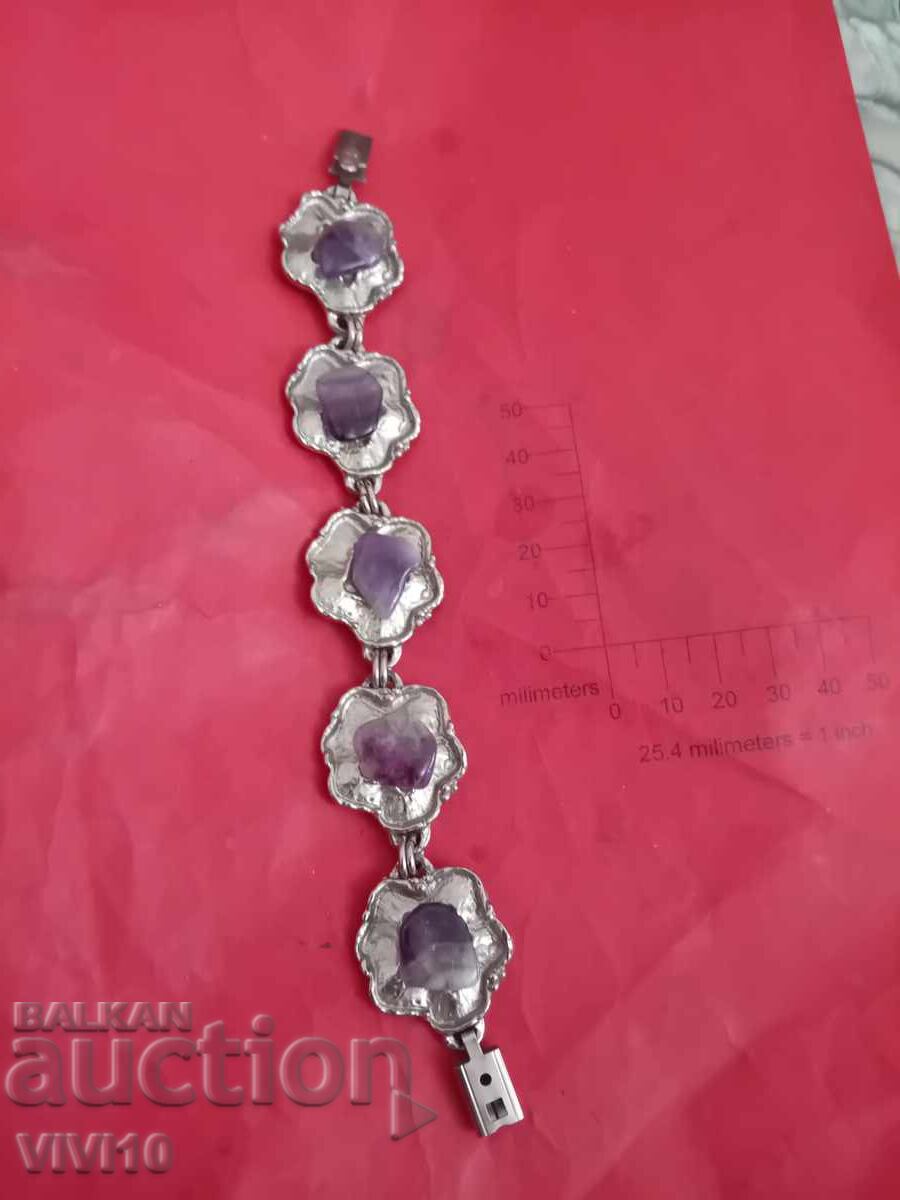 Antique bracelet with amethyst