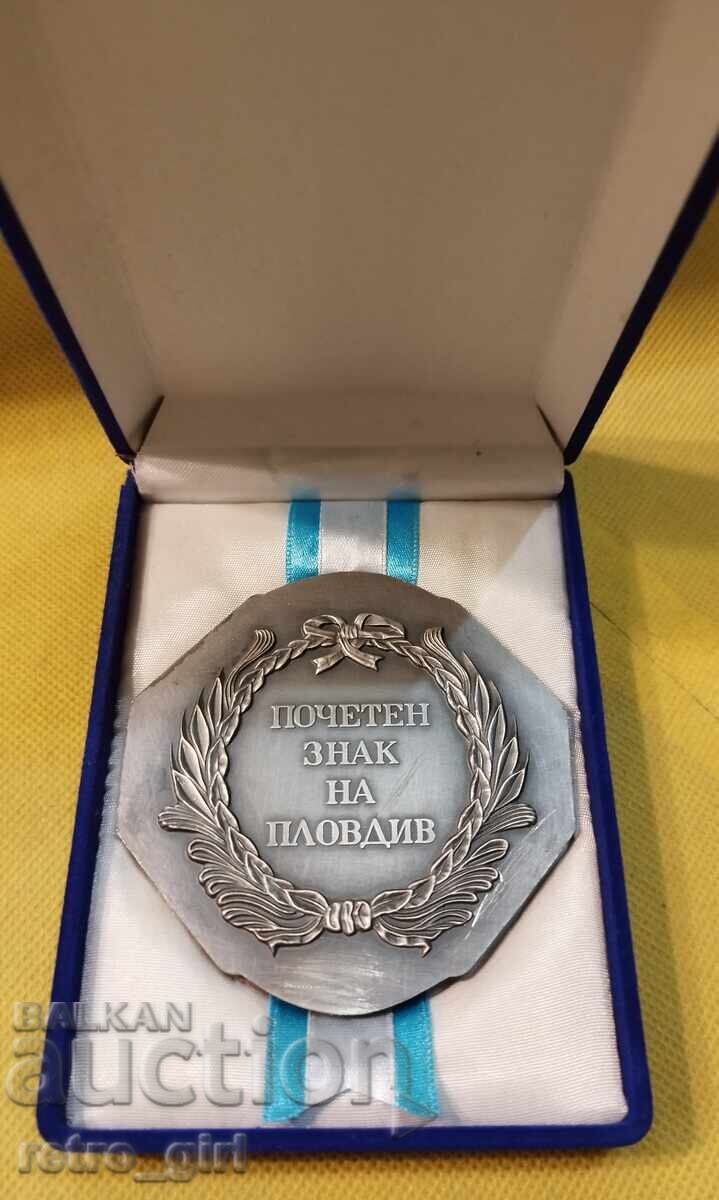 Livrarea Insignă onorifică premiată a orașului Plovdiv