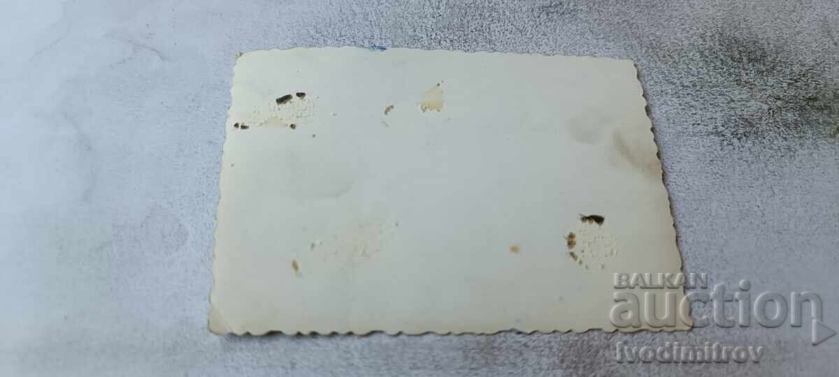 Foto Băiat pe plajă cu preț € 0.94 | 1.84 BGN