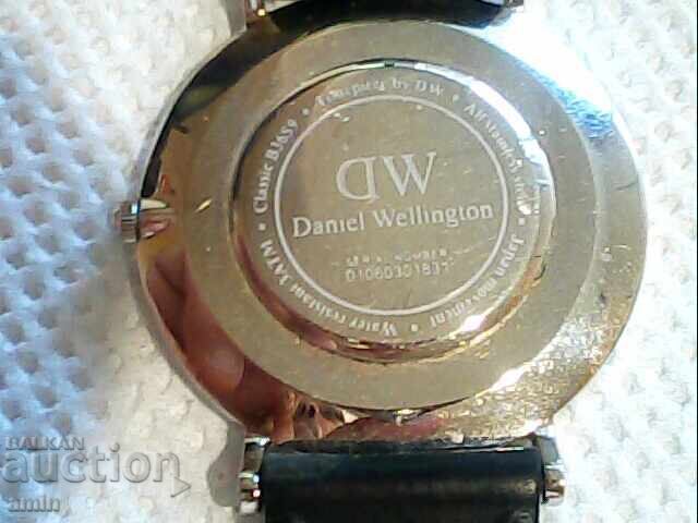 Auction Watch aw works no battery Auction Watch aw works no battery
