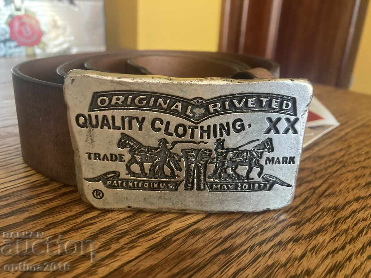 Καινούργια ζώνη Levi Strauss με τιμή € 30.00 | 58.68 BGN