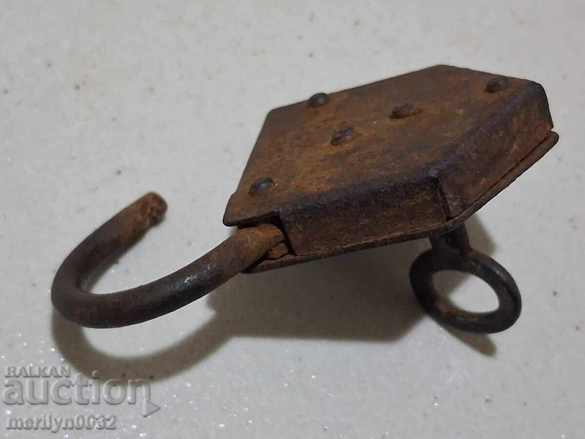 Lacăt vechi cu cheie, lacăt, lăcățel, zăvor, cofar - 7