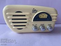 Retro radio