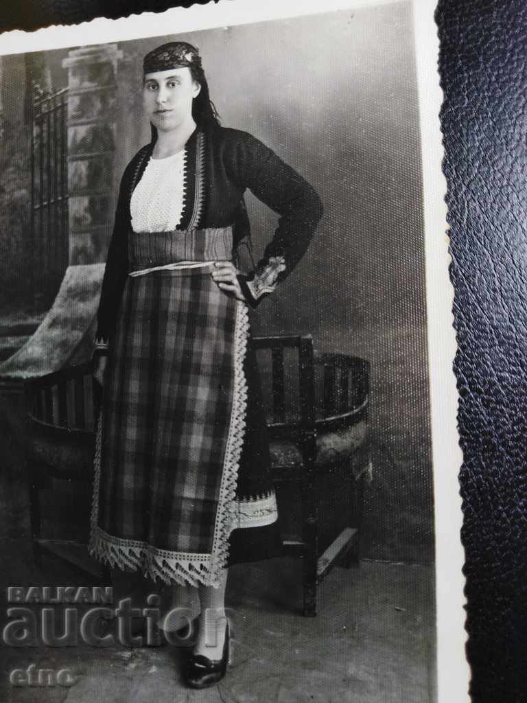 TSARSKA SNIMKA, 1938 g., NOSIYA, sŭrma, gaĭtan