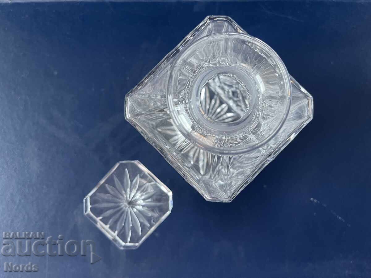 Licitație Decantor de whisky din cristal