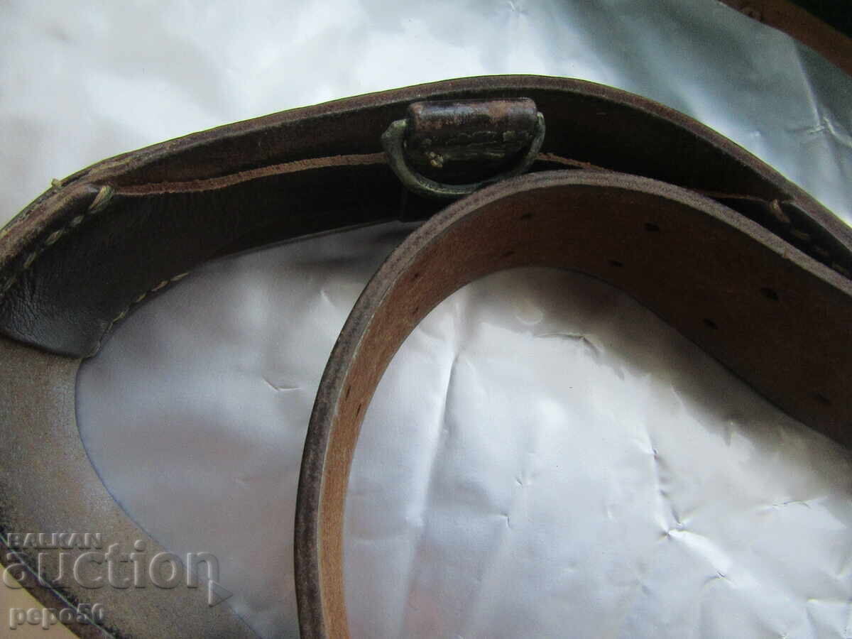 Auction EVERY SOCIALIST-ERA OFFICER'S BELT (without the strap) Auction EVERY SOCIALIST-ERA OFFICER'S BELT (without the strap)