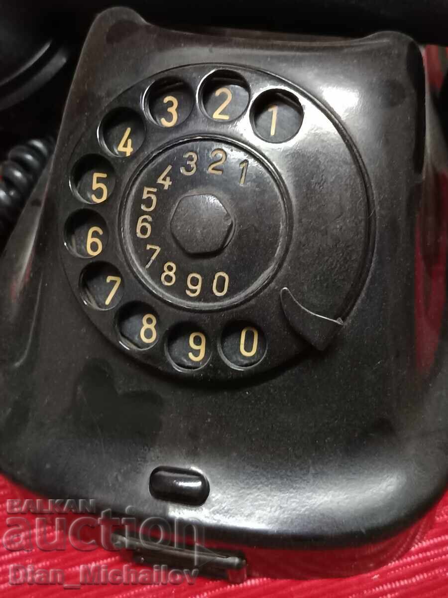 Telefon din bachelită cu preț € 42.00 | 82.15 BGN