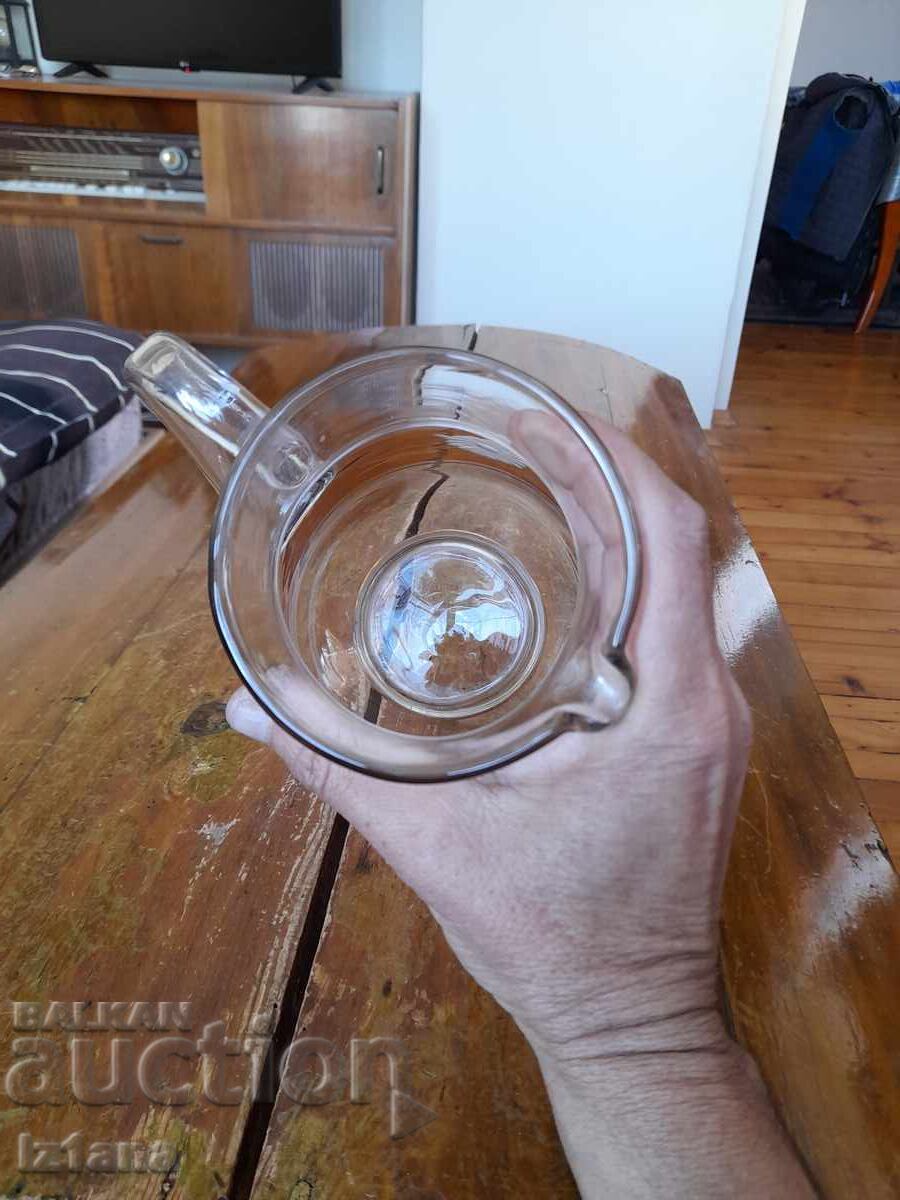 Cană veche de sticlă - 5 Cană veche de sticlă - 5