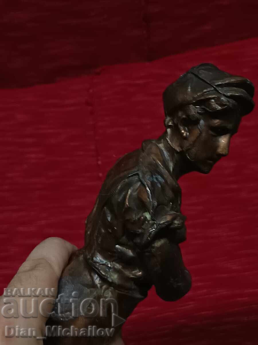 Statuetă din bronz reprezentând un fierar - 5