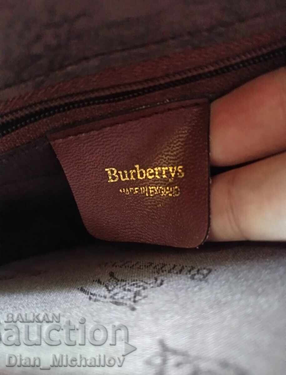 Τσαντάκι Burberry με τιμή € 150.00 | 293.38 BGN Τσαντάκι Burberry με τιμή € 150.00 | 293.38 BGN