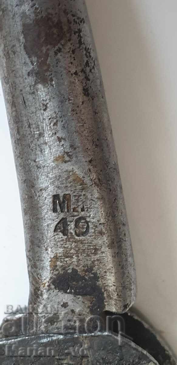 Delivery of WWII British knife