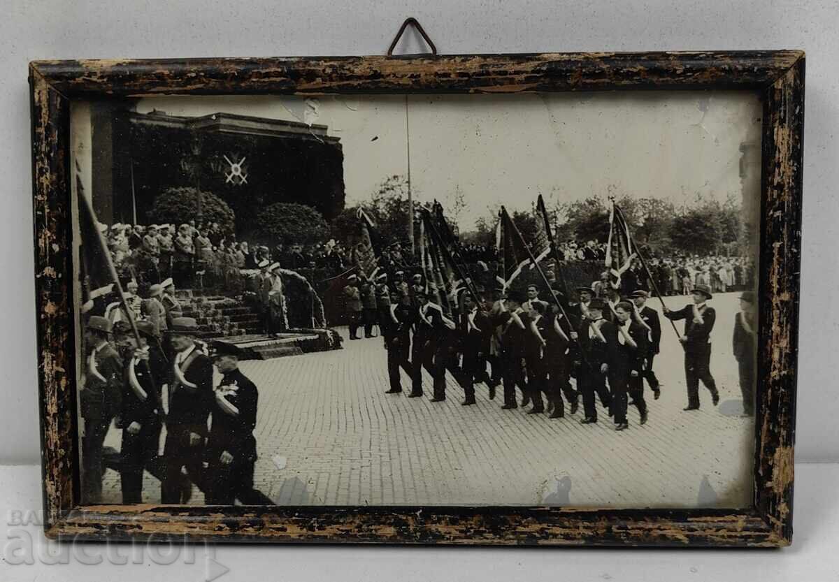 ȚARUL BORIS AL III-LEA PARADĂ DRAPEL VECHE POZĂ FOTOGRAFIE RAMĂ