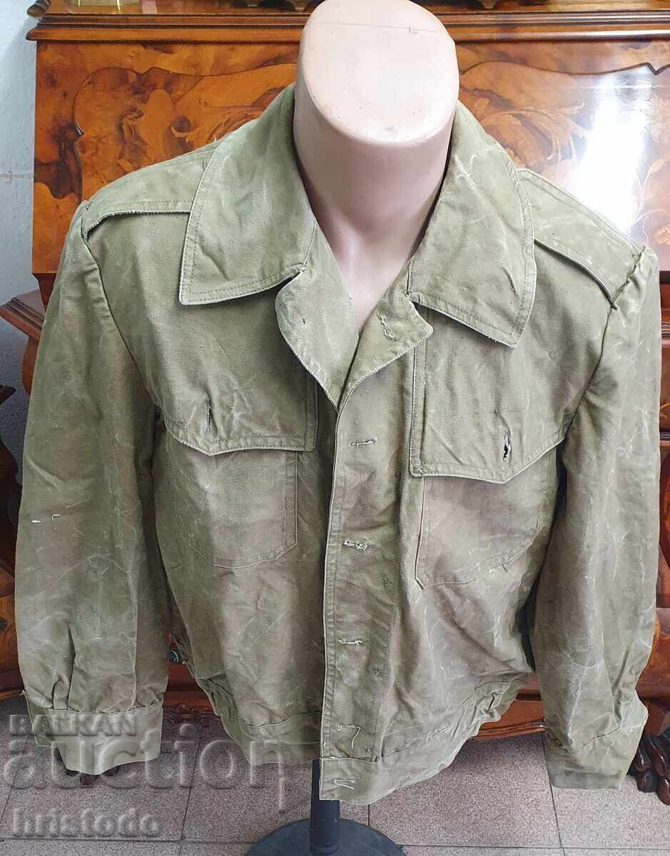 Livrarea Lot de obiecte militare "Diverse" Livrarea Lot de obiecte militare "Diverse"