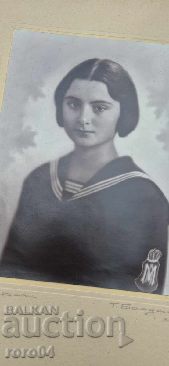 Licitație VARNA - T. BOIADJIAN - MATELOT - " MATROSKA " Licitație VARNA - T. BOIADJIAN - MATELOT - " MATROSKA "
