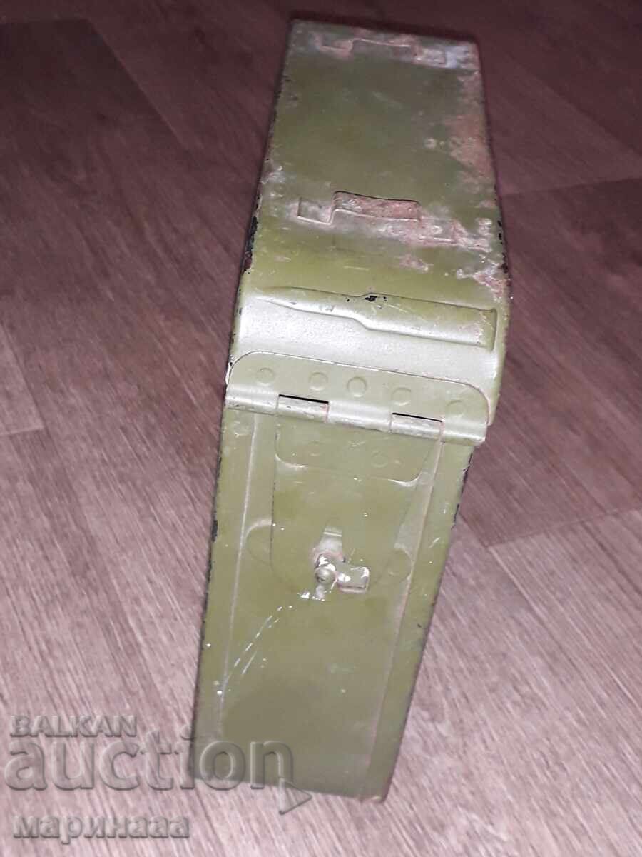 Аукцион ВОЕННА КУТИЯ ЗА ПАТРОНИ Аукцион ВОЕННА КУТИЯ ЗА ПАТРОНИ