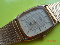 collectible OMNI QUARTZ WATCH