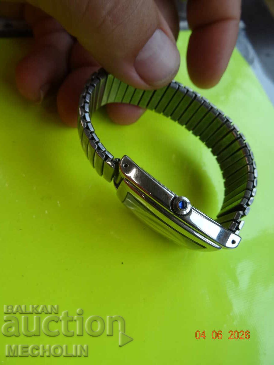 Livrarea CEAS QUARTZ de colecție Livrarea CEAS QUARTZ de colecție