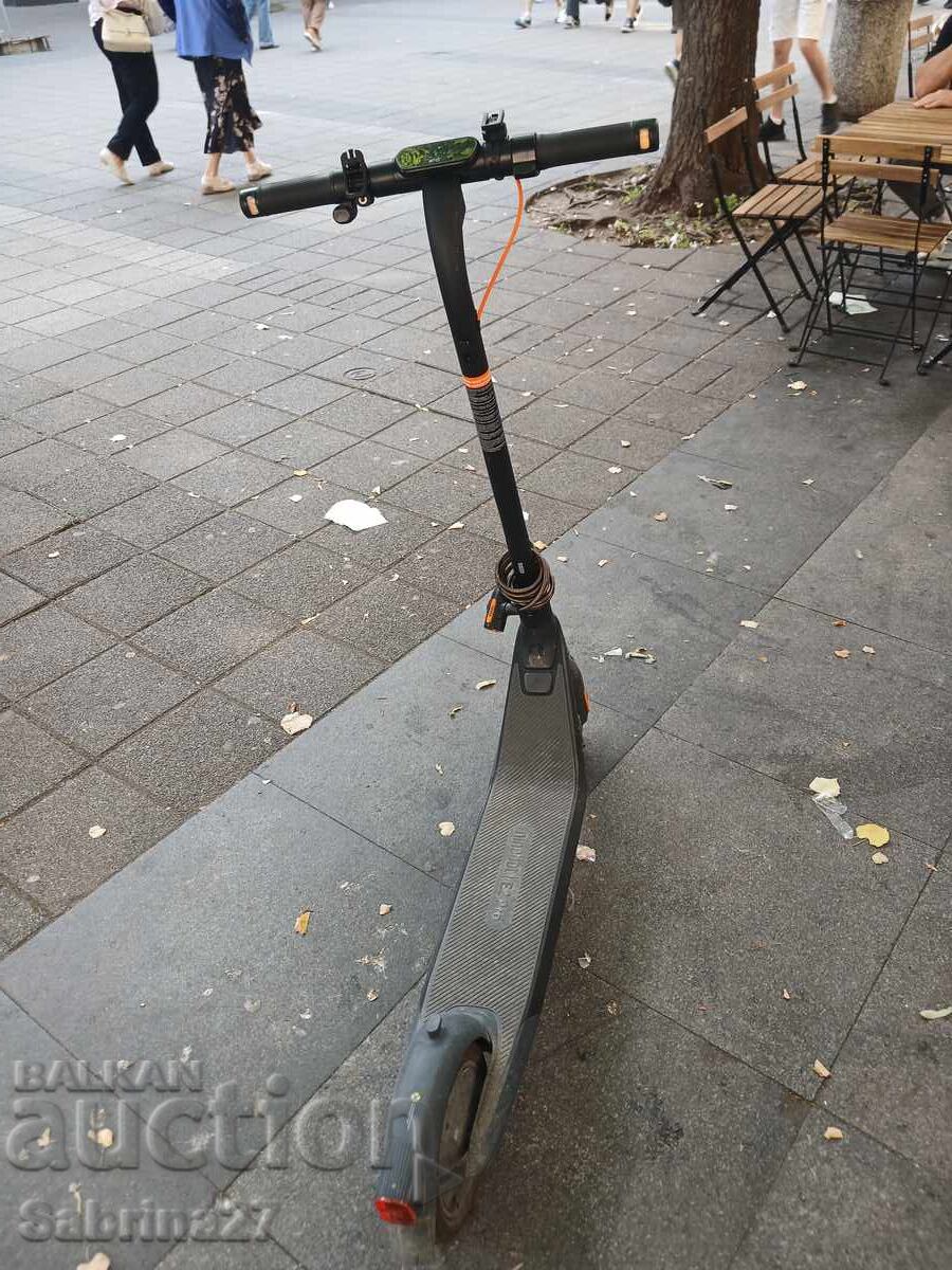 Trotinetă Ninebot 2 Pro cu garanție