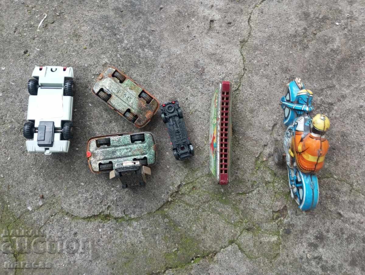 Old children's toys with price € 18.00 | 35.21 BGN Old children's toys with price € 18.00 | 35.21 BGN
