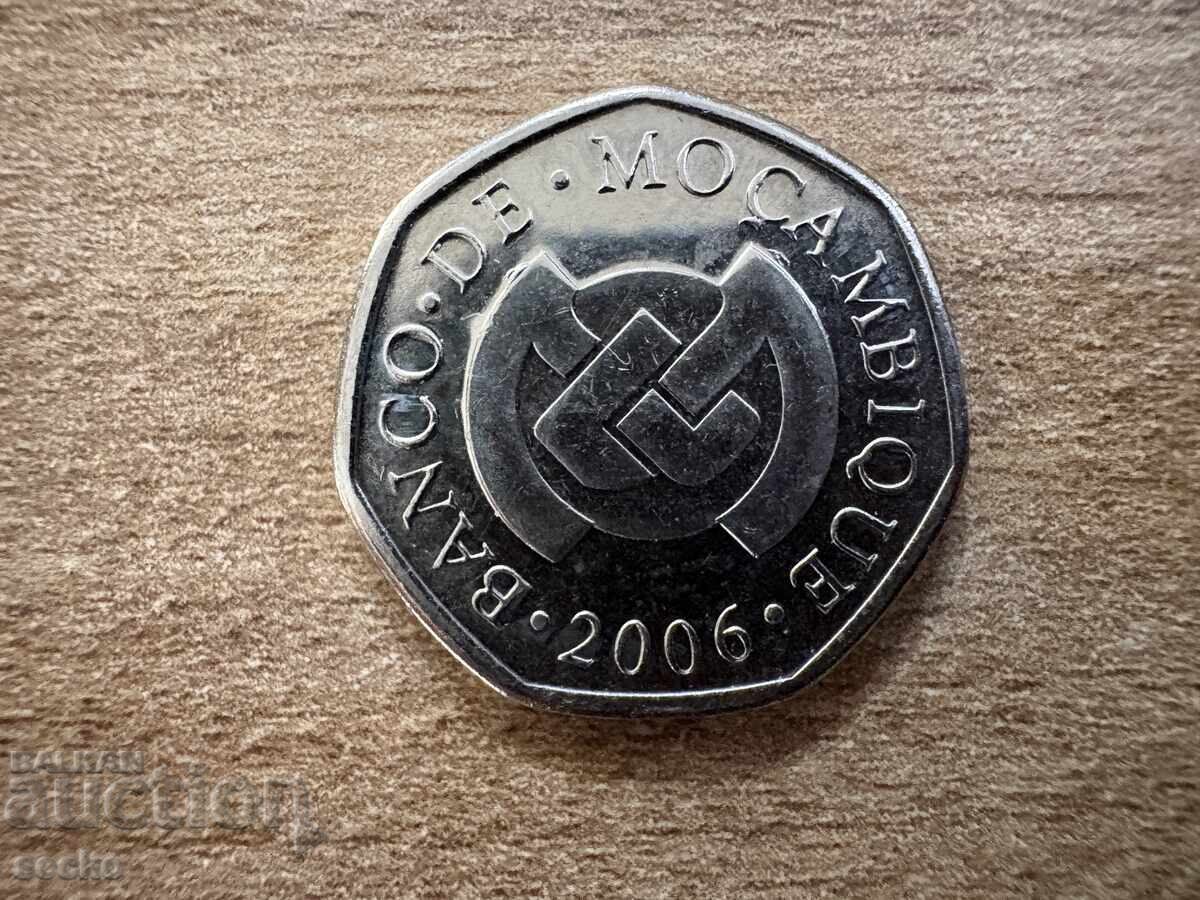 Mozambic - 1 metical (2006) cu preț € 1.20 | 2.35 BGN
