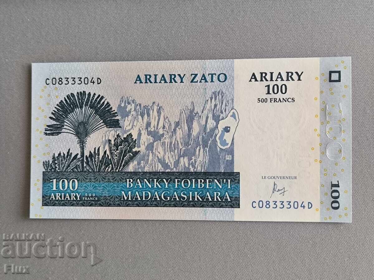 Bancnotă - Madagascar - 100 ariary UNC | 2004