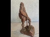 дървена фигура статуетка