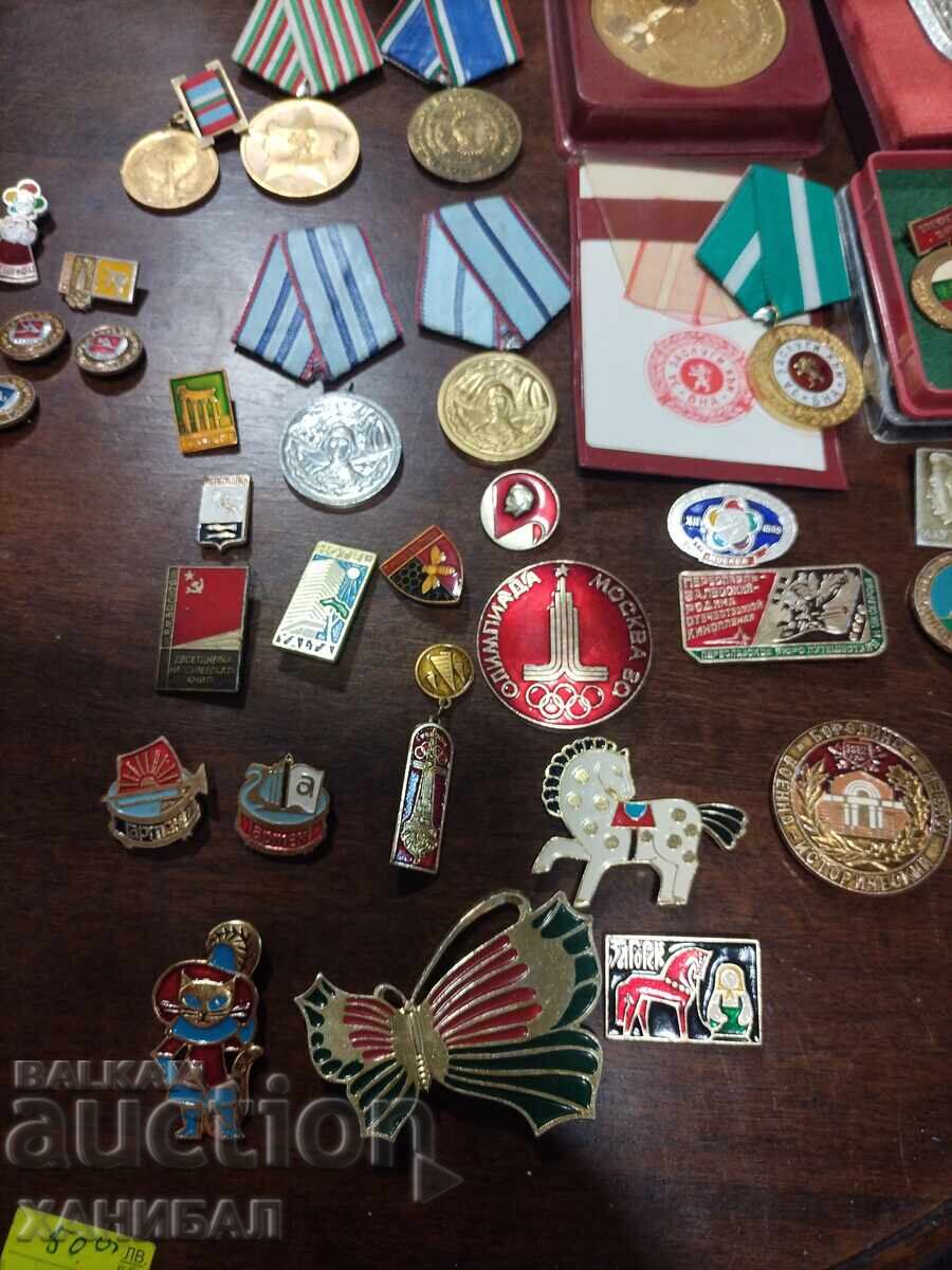 LOT MARE DE MEDALII, INSIGNE, ORDINE - 6 LOT MARE DE MEDALII, INSIGNE, ORDINE - 6