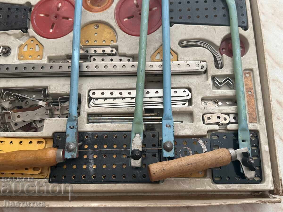 Livrarea Set de construcție rusesc pentru copii 3 în 1