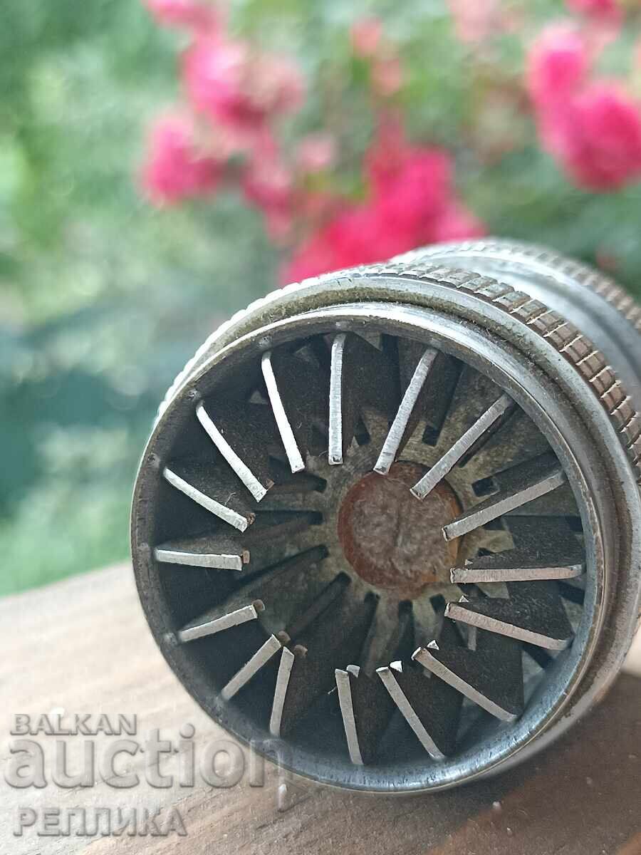 Εργαλείο ρολογιού με τιμή € 25.00 | 48.90 BGN