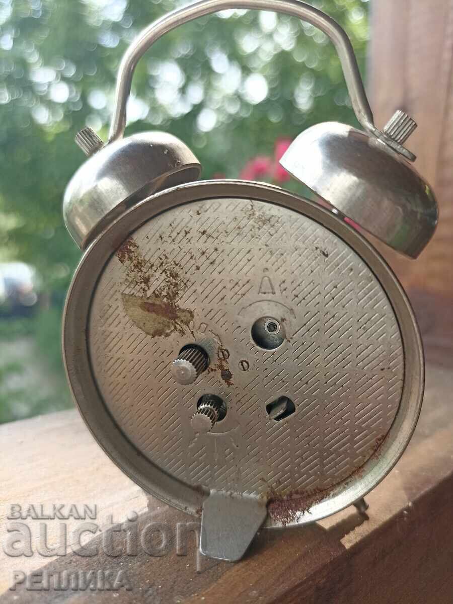 Mini ceas deșteptător rusesc Raketa cu preț € 20.00 | 39.12 BGN