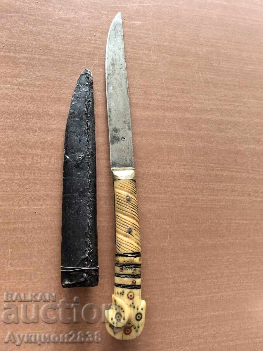 Cuțit vechi de comitagiu. Mâner din os - 7