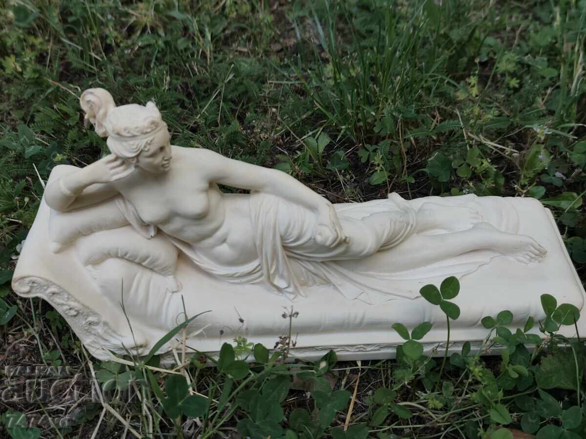 Sculptură mare, rafinată și detaliată „Venus Victrix”